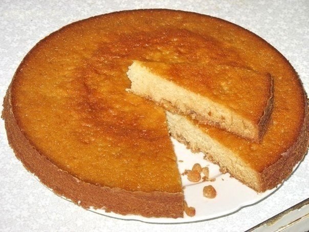 Бисквитный торт со сгущёнкой
