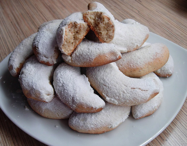 Ванильные рогалики — чешские праздничные пирожные