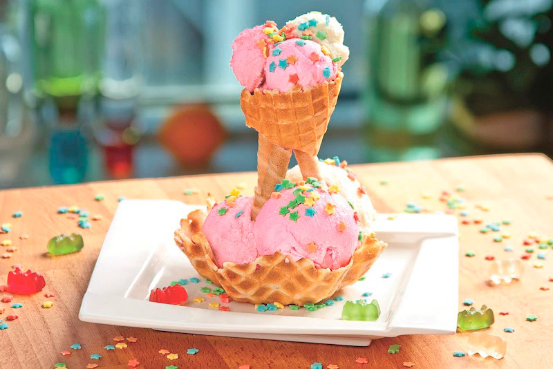 8 десертов из мороженого с клубникой для детского праздника