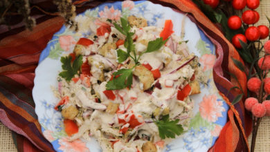 Салат с курицей и пекинской капустой