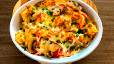Блины, запеченные с курицей и грибами
