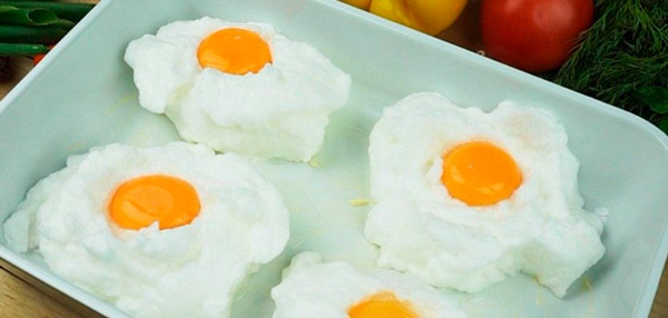 Как приготовить яйца в микроволновке 3 разными способами?